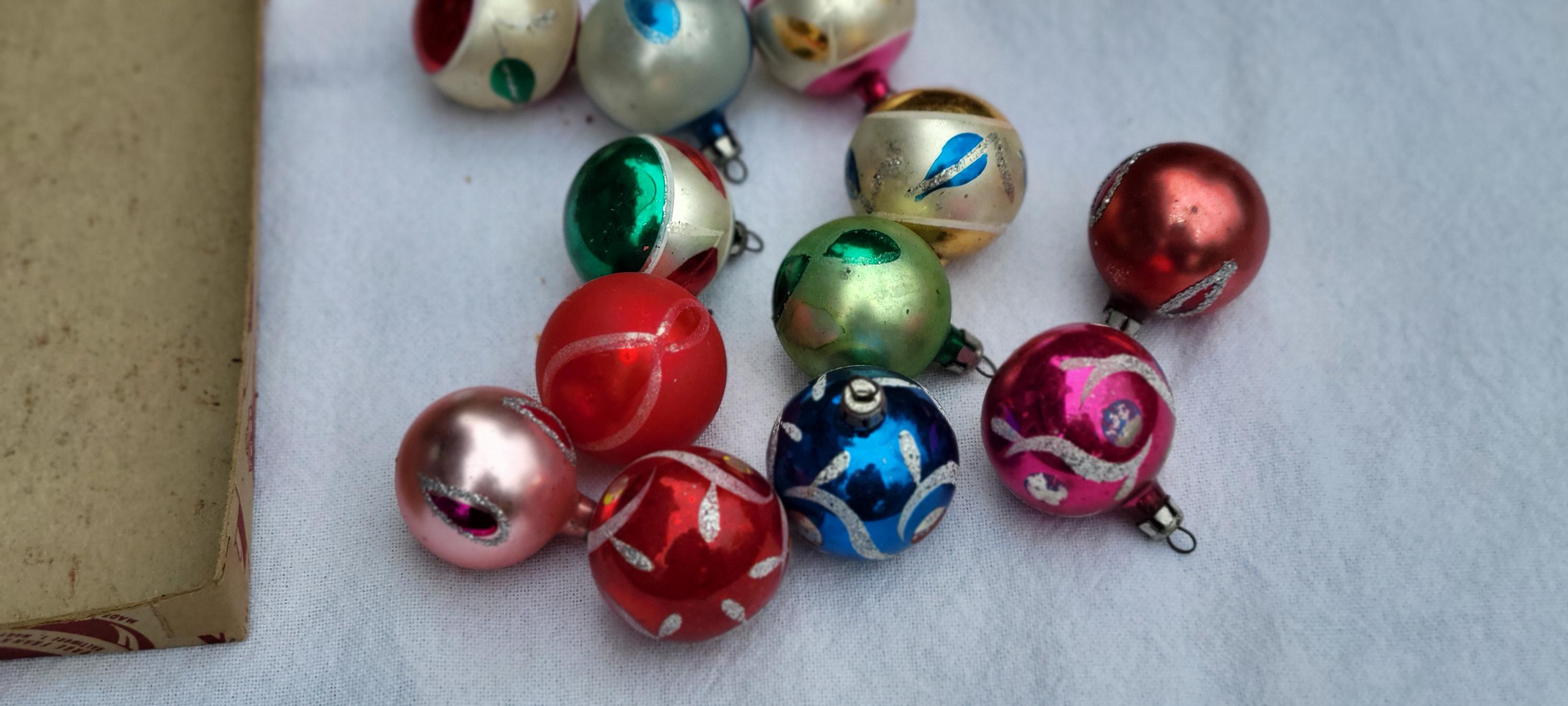 Vintage Christmas Ornaments, Box Set of 12, Multi-color, 1