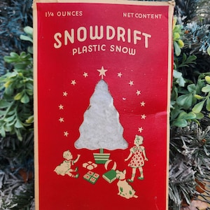 Vintage Christmas Box of Snow Drift Mica Snow, Metal Goods Corp., STL USA