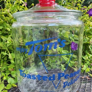 Vintage Tom&#39;s Peanut Jar, snack jar, general store