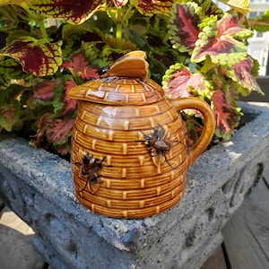 Vintage Honey Pot, honey keeper, bee top, brown and black
