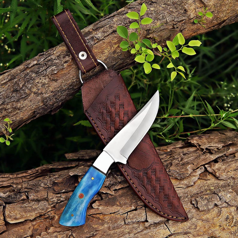 Fixed Blade Skinner Knife WIth Steel Blade, Blue Bone Handle And Leather Sheath