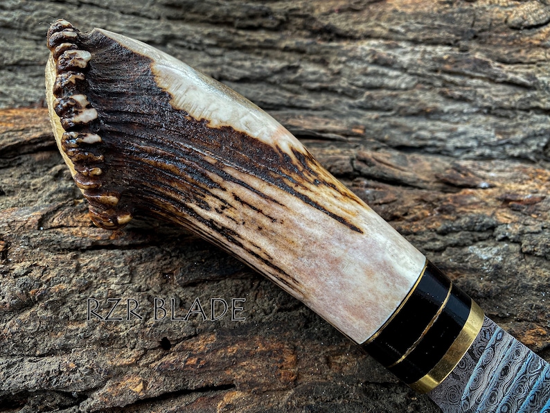 13" Handmade Damascus Hunting Knife With Antler Handle And Leather Sheath bild 7