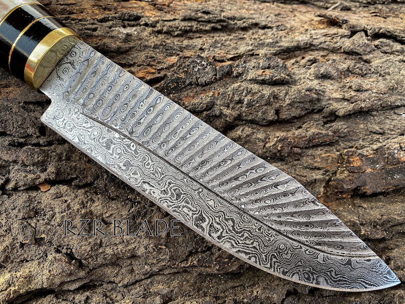 13" Handmade Damascus Hunting Knife With Antler Handle And Leather Sheath bild 5