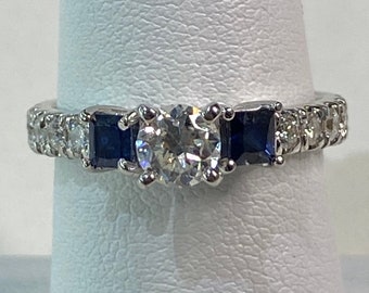 14kt white gold Diamond and sapphire ring