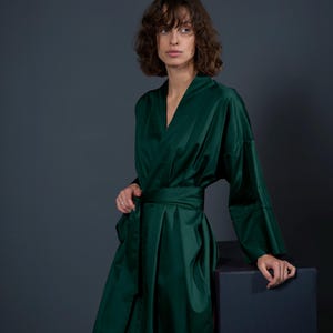 Royal Green Cotton Kimono Robe Cotton Sateen Bathrobe Soft Luxury Loungewear for Women Green Cotton Robe for Women Silky Dressing Gown