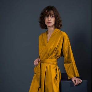 Yellow Cotton Women&#39;s Kimono Robe &quot;Antique Gold&quot; Silky Bathrobe 300TC Sateen