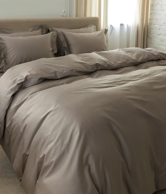 Beige Bettbezug mit Kissenbezügen