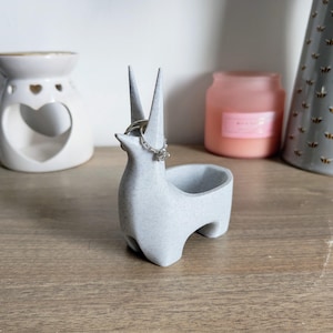 Alpaca Ring Dish | 3D Printed Jewellery Tray | Cute Alpaca Gift | Llama Trinket Dish image 1