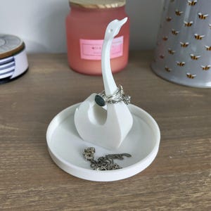 Schwan Ringschale | 3D Gedruckter Schmuck Organizer | Elegante Vogel Schale | Geschenk für Sie Bild 1