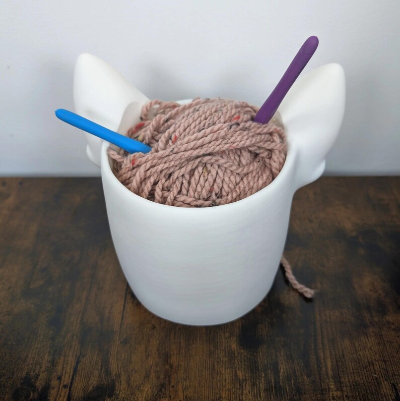 Chihuahua Yarn Bowl | 3D Printed Crochet Organiser | Cute Dog Lover Gift | Wool Holder image 4