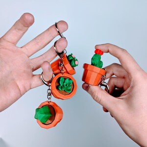 Clicky Succulent Fidget Keychain | 3D Printed Plant Toy | ADHD Stress Relief | Cute Gift image 2