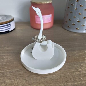 Schwan Ringschale | 3D Gedruckter Schmuck Organizer | Elegante Vogel Schale | Geschenk für Sie Bild 3