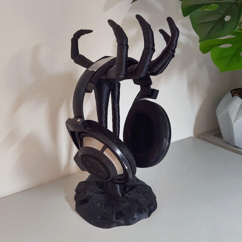Skeleton Hand Headphone Stand | 3D Printed Gothic Desk Décor | Gamer Gift | Spooky Organiser image 2