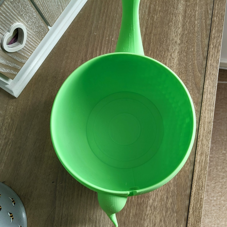 3D Printed Dinosaur Yarn & Crochet Bowl