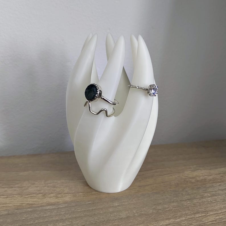 Swirly Jewellery Ring Holder | Unique 3D Printed Décor