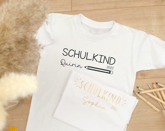 Personalisiertes Schulkind T-Shirt, Einschulung Kinder Shirt, Schulkind 2026, Einschulung T-Shirt mit Namen