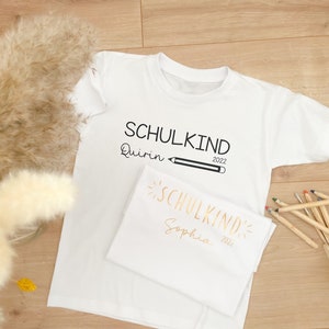 Personalisiertes Schulkind T-Shirt, Einschulung Kinder Shirt, Schulkind 2023, Einschulung T-Shirt mit Namen