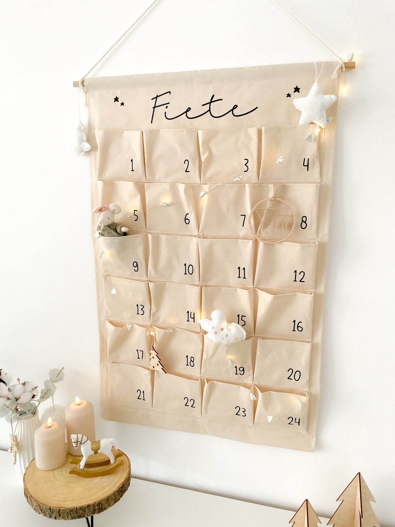 Personalisierter Adventskalender zum selbst Befüllen mit 24 Taschen aus hochwertigen Material Bild 6