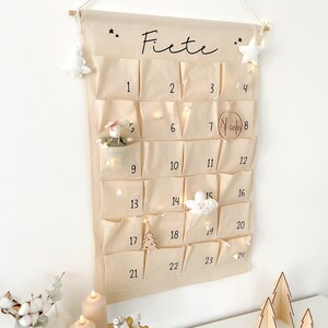 Personalisierter Adventskalender zum selbst Befüllen mit 24 Taschen aus hochwertigen Material image 2