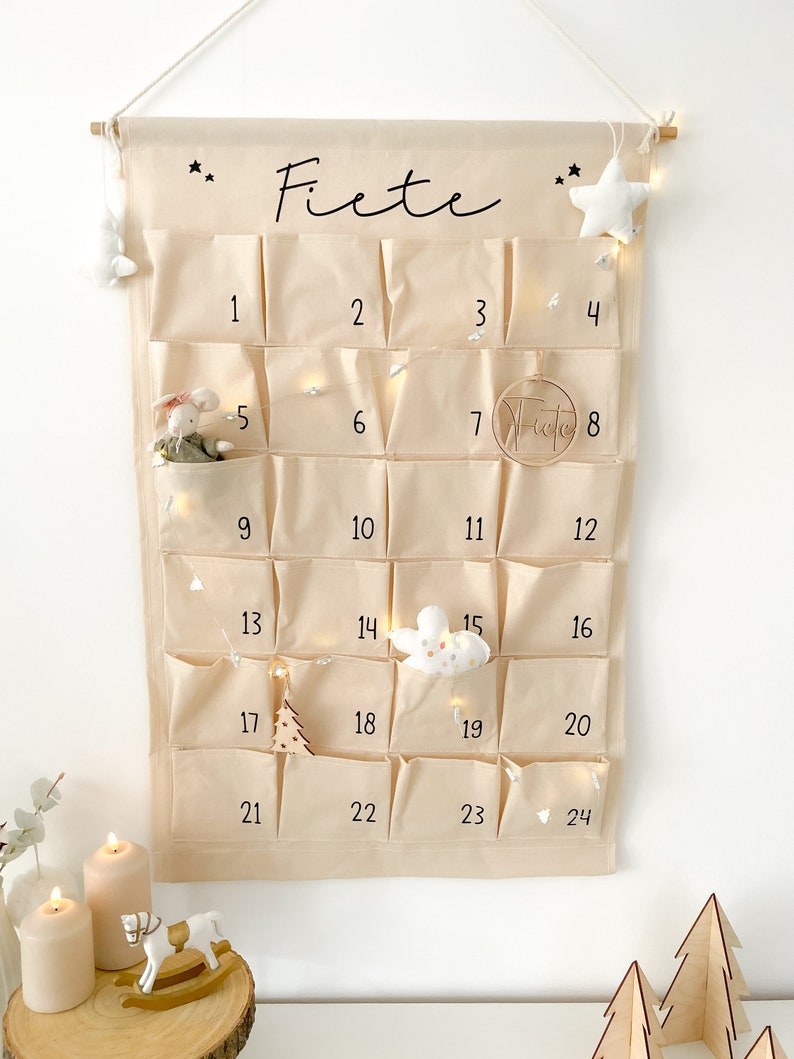 Personalisierter Adventskalender zum selbst Befüllen mit 24 Taschen aus hochwertigen Material Bild 5