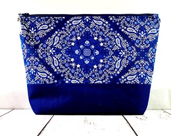 Bandana Print Zipper Pouch: Made To Order Cotton Large Cosmetic Bag, Handmade Bandana Print Zippered Makeup Case Available in Several Prints