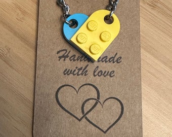 Juego de llaveros de corazón a juego: un ladrillo de juguete para regalar a la amistad.