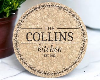 Sottopentola in sughero naturale con opzioni di design personalizzate, decorazione ecologica per la cucina.