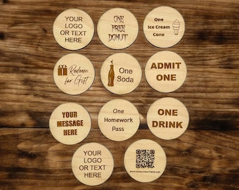 Fichas de madera grabadas personalizadas de 1,5": logotipo, texto o gráficos personalizados