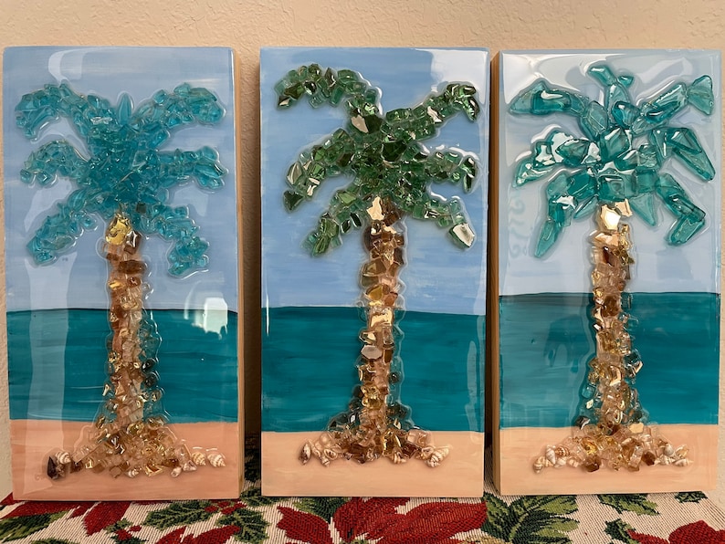 Palm Tree Glass Art With Lights. 12x6x1 Wood canvas. Hand Made in