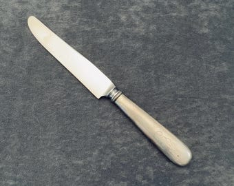 Faca de mesa antiga Reed & Barton com cabo de prata brilhante, 1869, monograma EDW, 21,6 cm (8,5 polegadas).