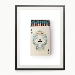 Affiche As de trèfle, cartes à jouer, art mural rétro, chambre esthétique, photographie de boîte d'allumettes vintage, décoration chic, impression éclectique, cadeau pour elle, lui