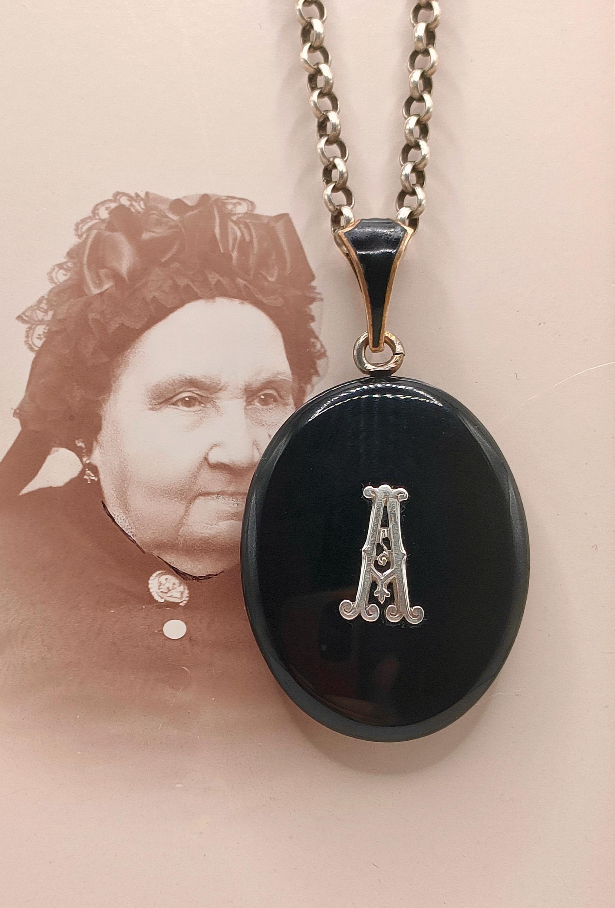 Médaillon Porte-photo Ancien En Argent Massif - Double Face Rond - Diamètre 26 Mm (environ) - Occasion Bon état
