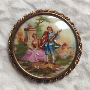 MÉDAILLON OVALE VINTAGE en Porcelaine Fine De Limoges Tricot Et Peinte