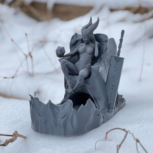 Demon Tutor Dice Tower - Demon Themed Dice Tower for Tabletop RPG & Board Games Dungeons and Dragons, Pathfinder, Call of Cthulhu, Mork Borg