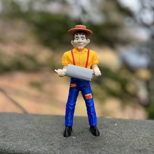 Snerd - Miniature Version of American Giant  Based on International Fiberglass Design, Half-Wit, Alfred E Neuman, Muffler Man, Roadside