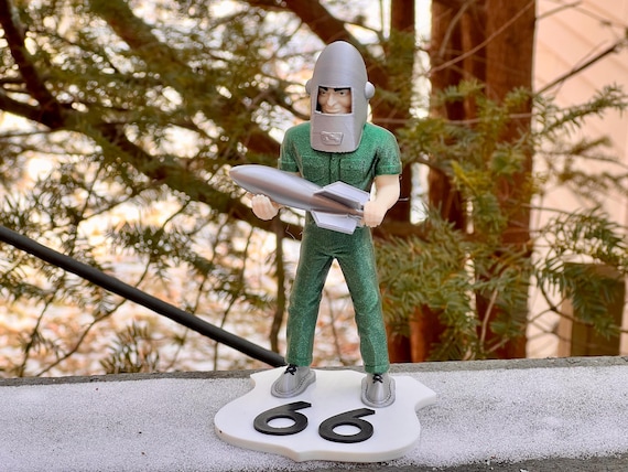 Gemini Giant - Miniature Version of American Giant Based on