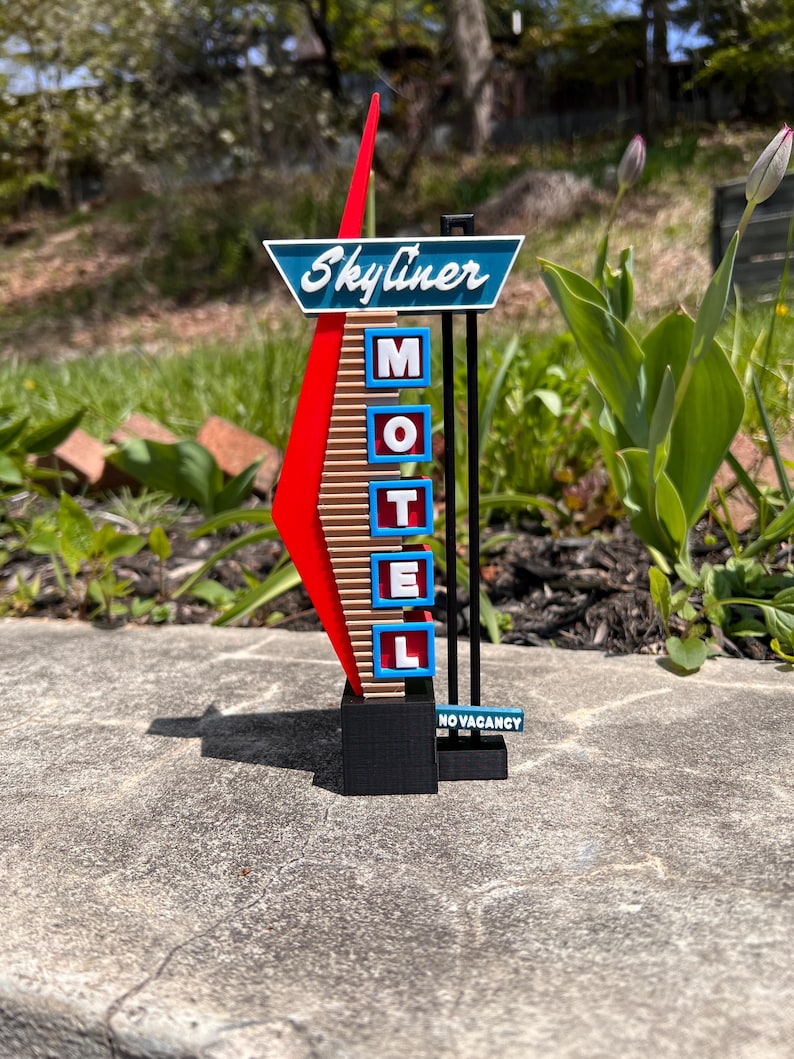 Skyliner Lettering Skyliner Motel Sign - Miniature Version of the Motel Sign in Stroud ...