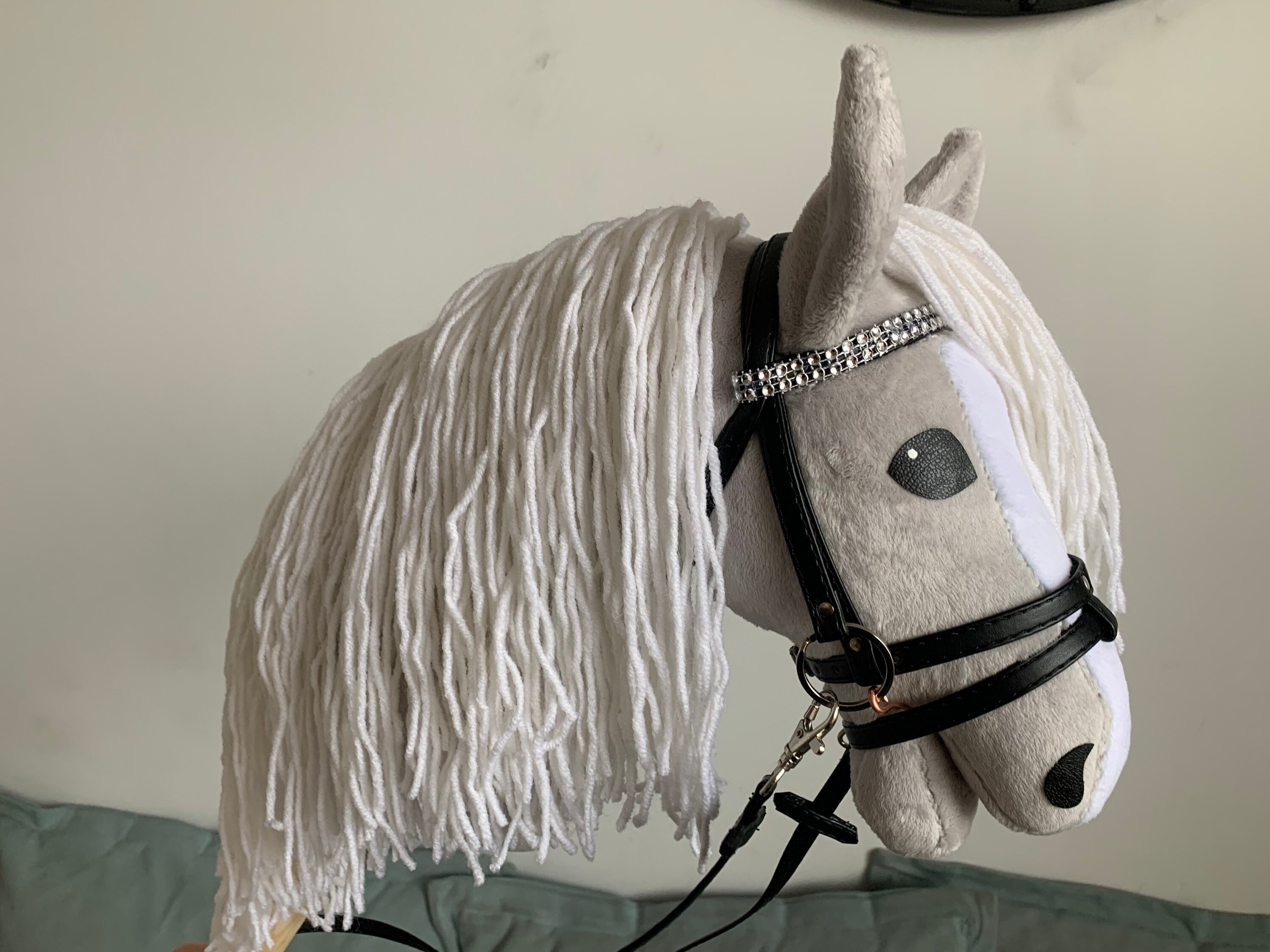 Cheval à Coiffer Breyer - Daybreak Avec Crinière Blanche Extra Longue, Kit Coiffure Complet Pour Enfants