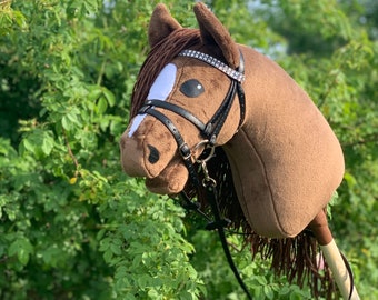 Hobby Horse alezan foncé avec bride et rênes