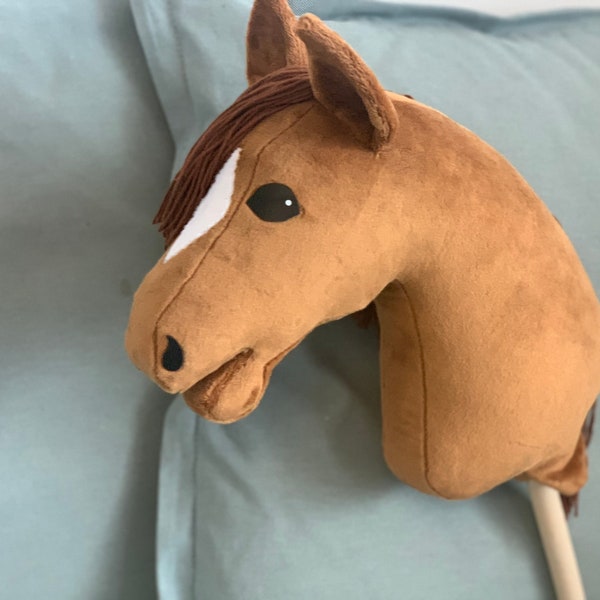 Gold chestnut Hobby Horse