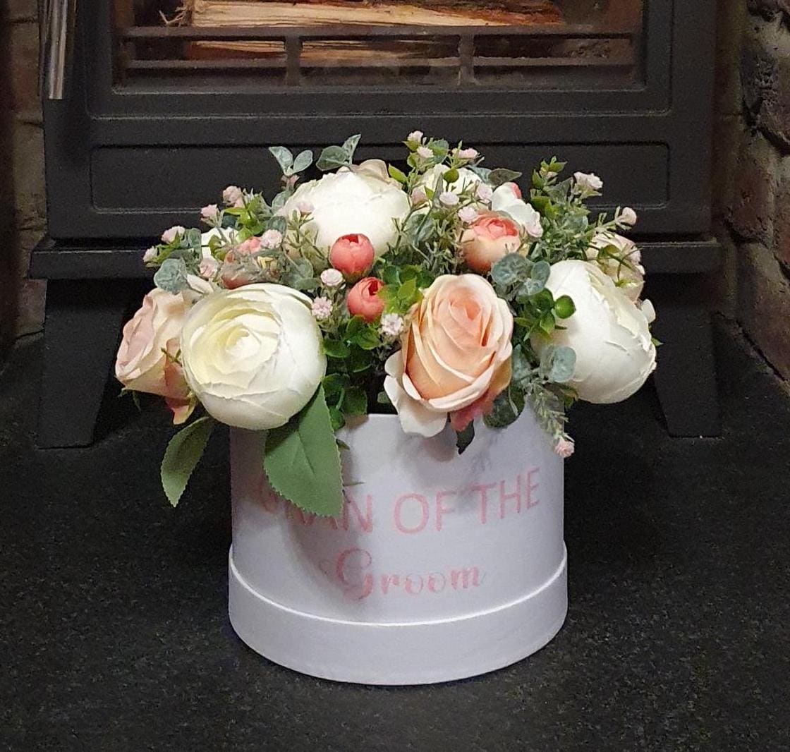 Artificial Flower Hat Box, Mother Of The Bride Gift, Mother Of The Groom Wedding Gift. Wedding Flower Gift, Hat box Gift