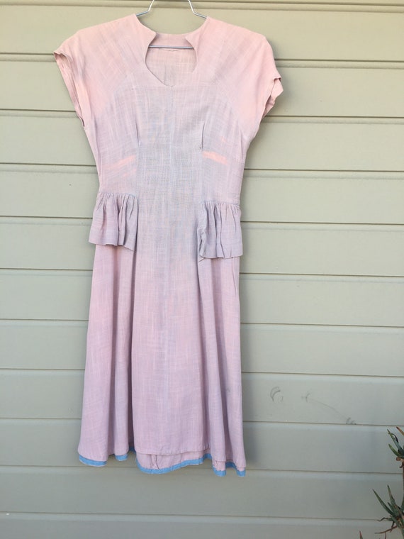 Beautifully weathered 1930s linen dress.