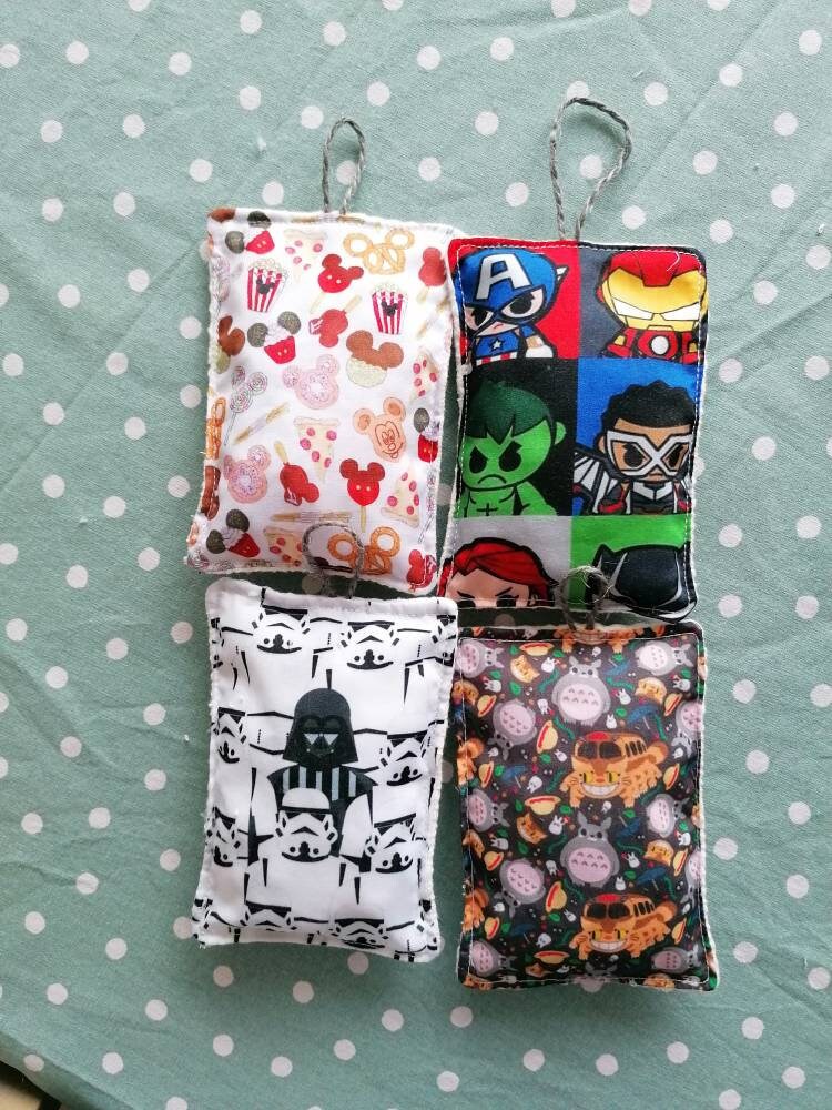 Éponges Lavables et Réutilisables en Nid d'abeille-Imprimé Au Choix