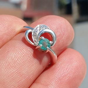 Minimalist Emerald Ring, Dainty Size 5.5 Emerald Ring with Sparkling CZ Accents, Unique Gift Idea - Sterling Silver 925