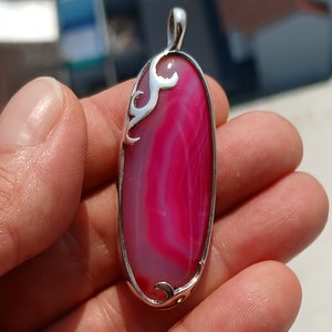 Pink Agate Pendant, Sterling Silver Pink Agate Pendant - Intricate Floral Artwork, Gift Idea - Elegant Agate Pendant in Sterling Silver