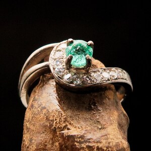 Emerald Silver Ring, Gemstone Sterling Silver Solitaire Ring with round Green Emerald and white CZ, Handmade silver ring - Size 6