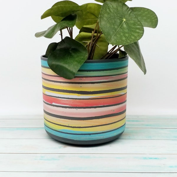 Eco friendly indoor Planter - 14 & 16 cm diameter, stripes of melange colours