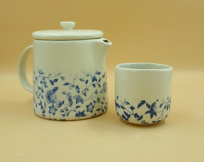 Stoneware Tea Set – Blue Flowers & White / Teapot and Tumbler