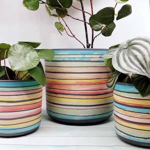 Sustainable large plant pots, hand painted in stripes of colours. Plant indoor decor, in 18, 22 and 25 cm diameter