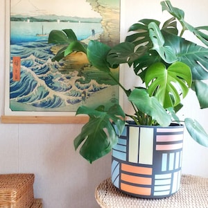 PREORDER Big Plant pots 30 - 35 cm, handpainted and sustainable planter, made of recycled plastic